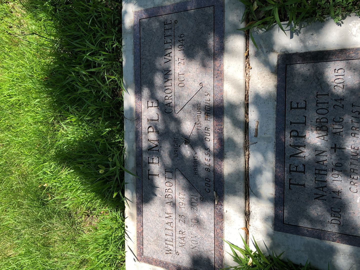 Nathan Abbott Temple's grave. Photo 1