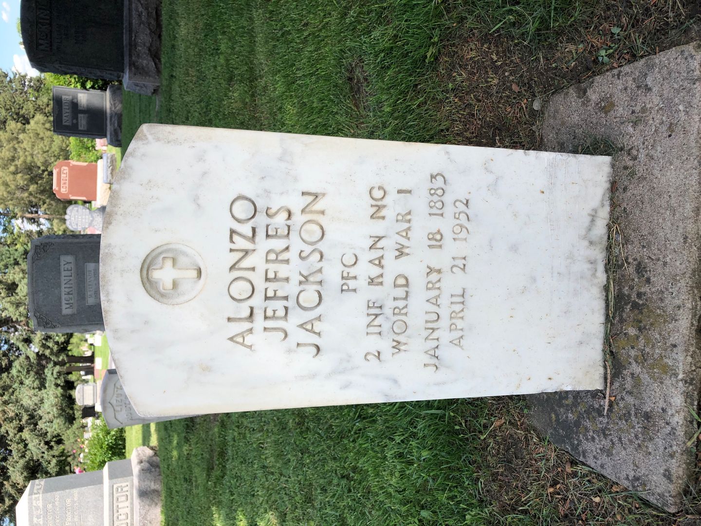 Alonzo Jeffres "Lon" Jackson's grave. Photo 1